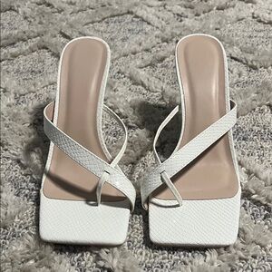 Elegant White Strappy Women's Heels